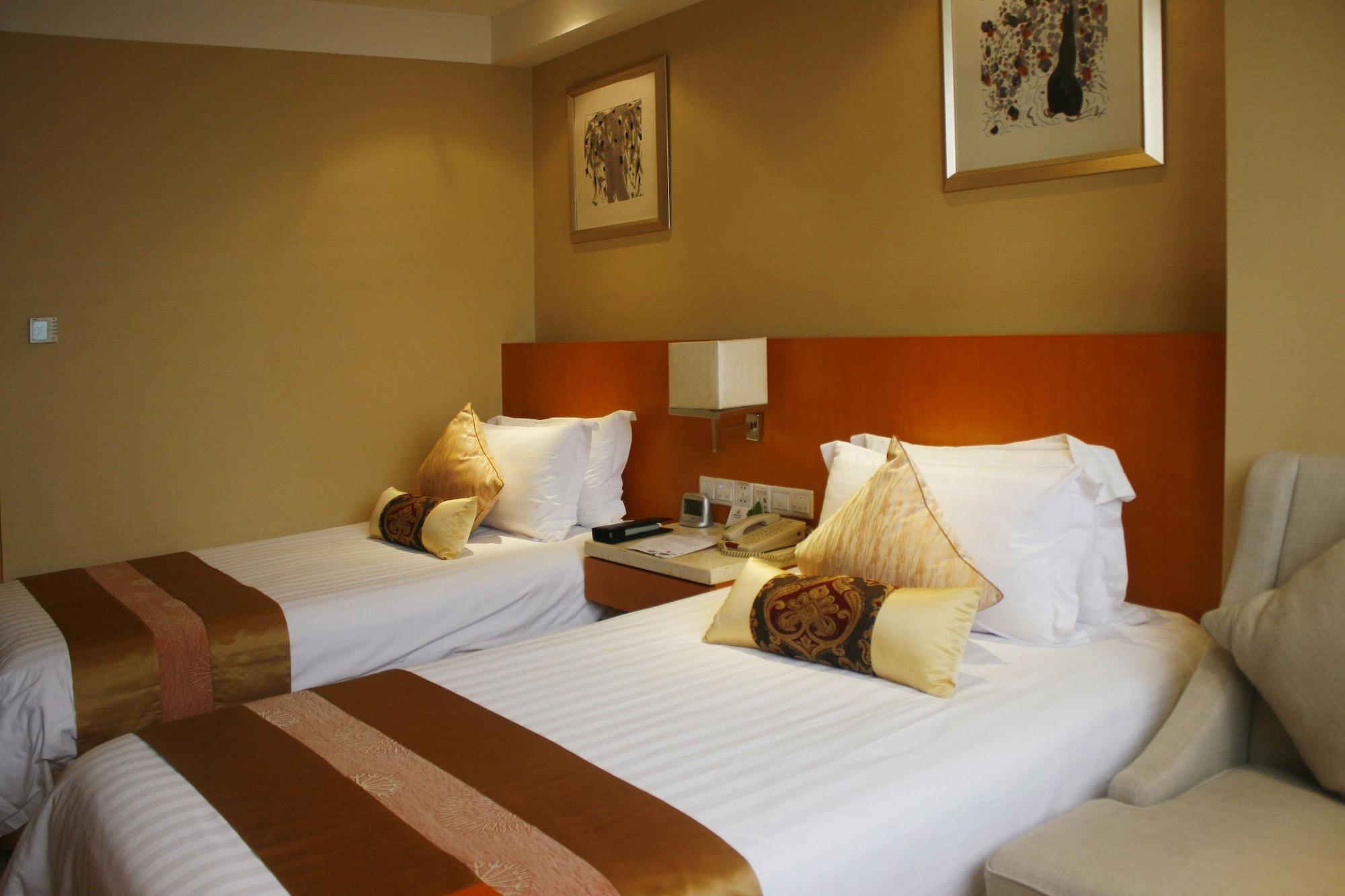 Landison Plaza International Hotel Zhenjiang  Exterior photo