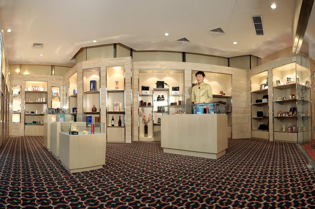 Landison Plaza International Hotel Zhenjiang  Exterior photo