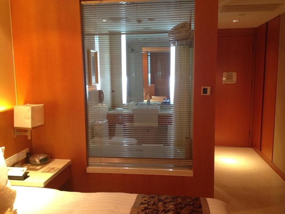 Landison Plaza International Hotel Zhenjiang  Exterior photo